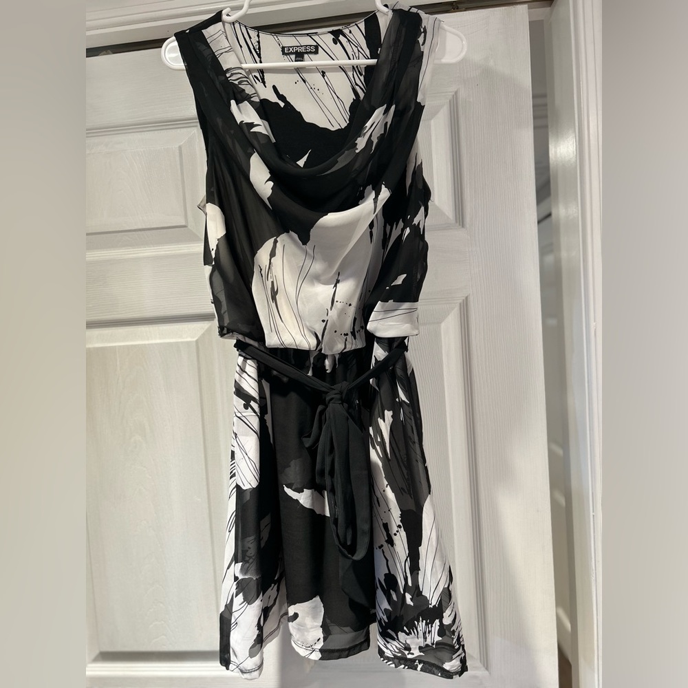 Express | Black & White Floral Cowl Neck Sleeveless Dress